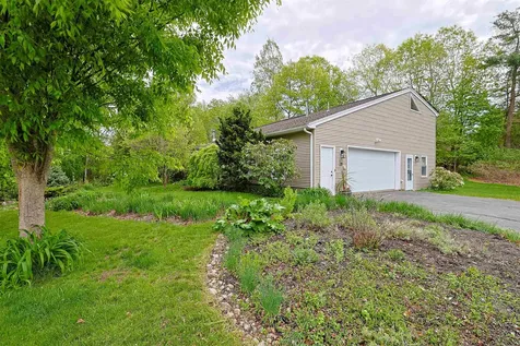 311 Paquette Avenue Manchester NH 03104