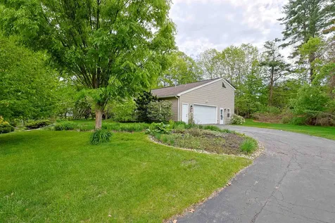 311 Paquette Avenue Manchester NH 03104