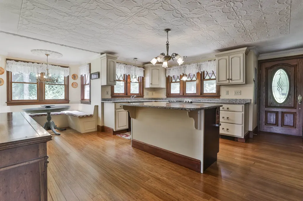 34 Baker Avenue Deerfield NH 03037
