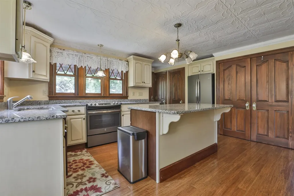 34 Baker Avenue Deerfield NH 03037