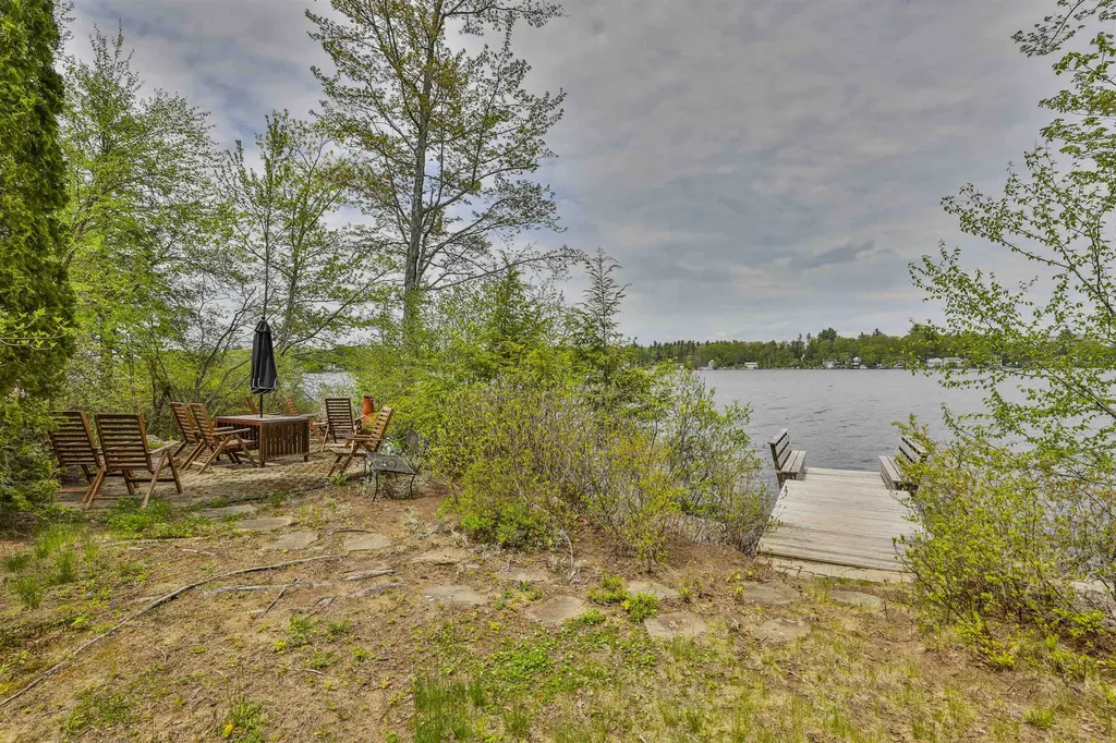 34 Baker Avenue Deerfield NH 03037