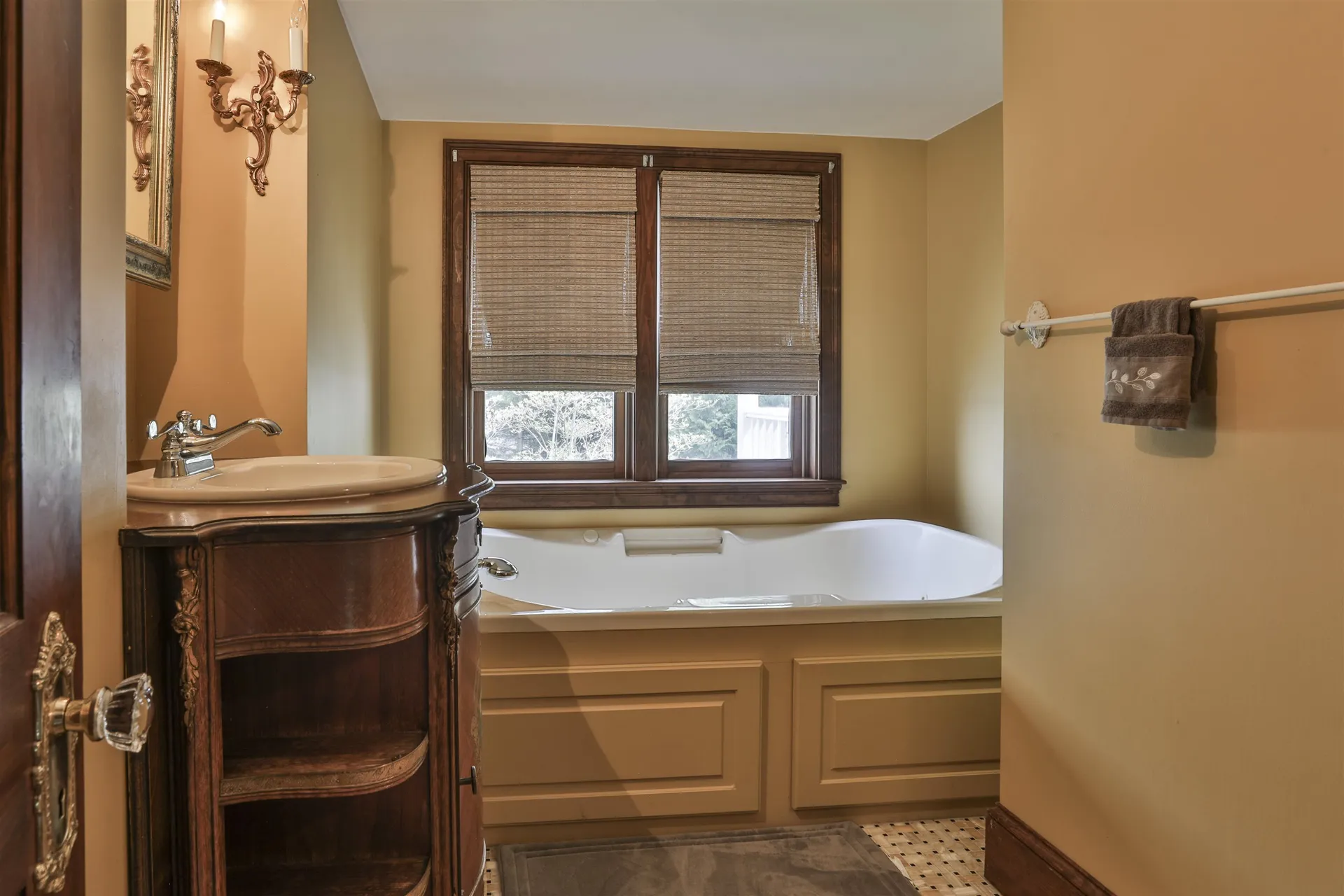 34 Baker Avenue Deerfield NH 03037