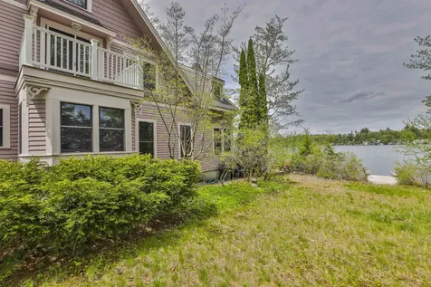34 Baker Avenue Deerfield NH 03037