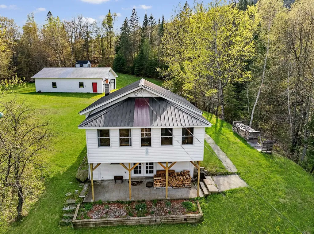 127 Hollow Road Stewartstown NH 03576