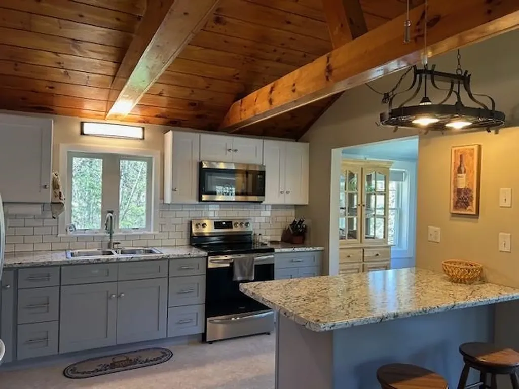 127 Hollow Road Stewartstown NH 03576