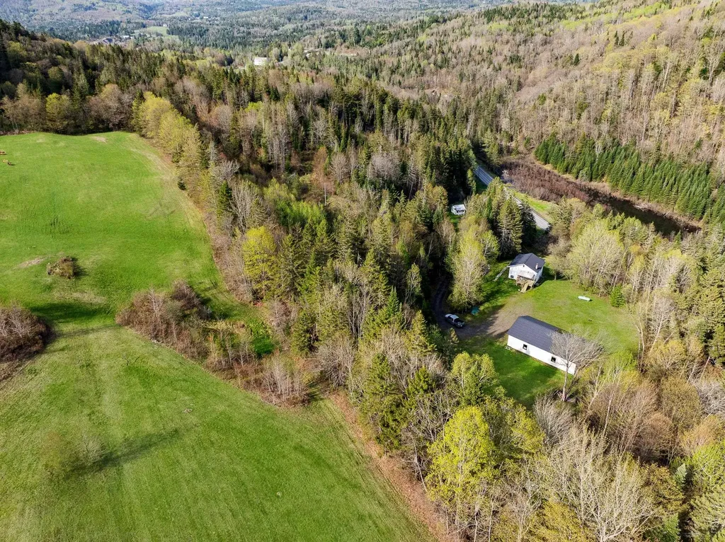 127 Hollow Road Stewartstown NH 03576