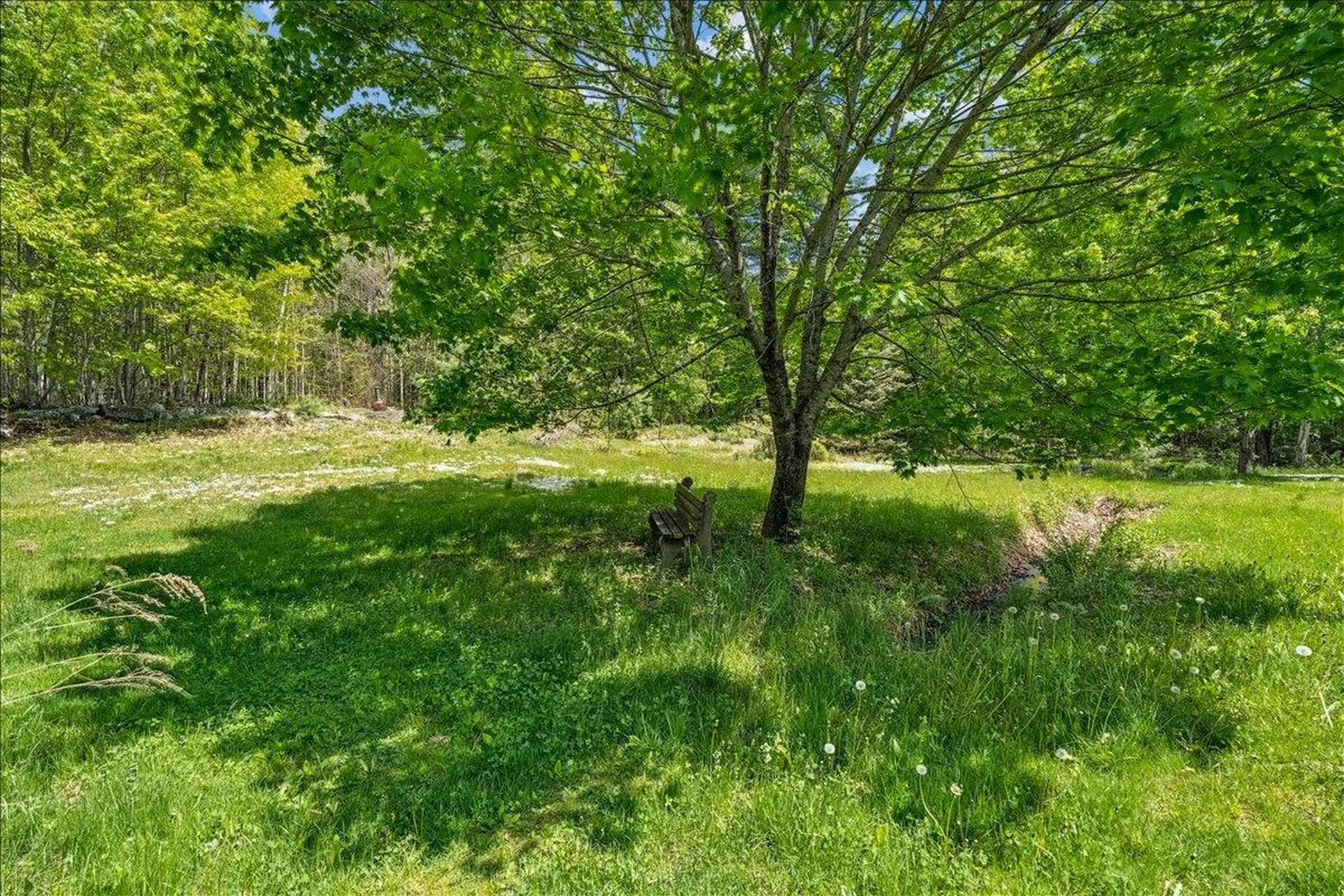 45 Old Center Road Deerfield NH 03037
