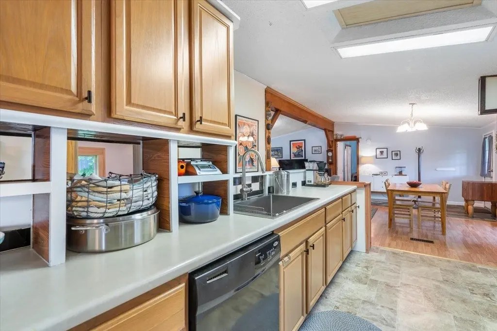673 Bullock Road Georgia VT 05468