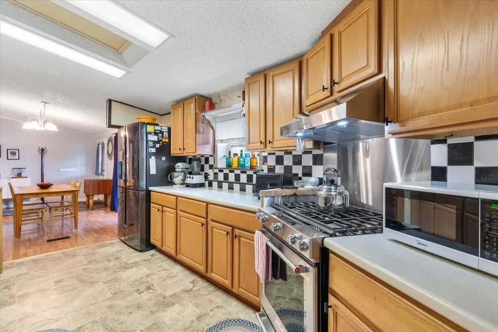 673 Bullock Road Georgia VT 05468
