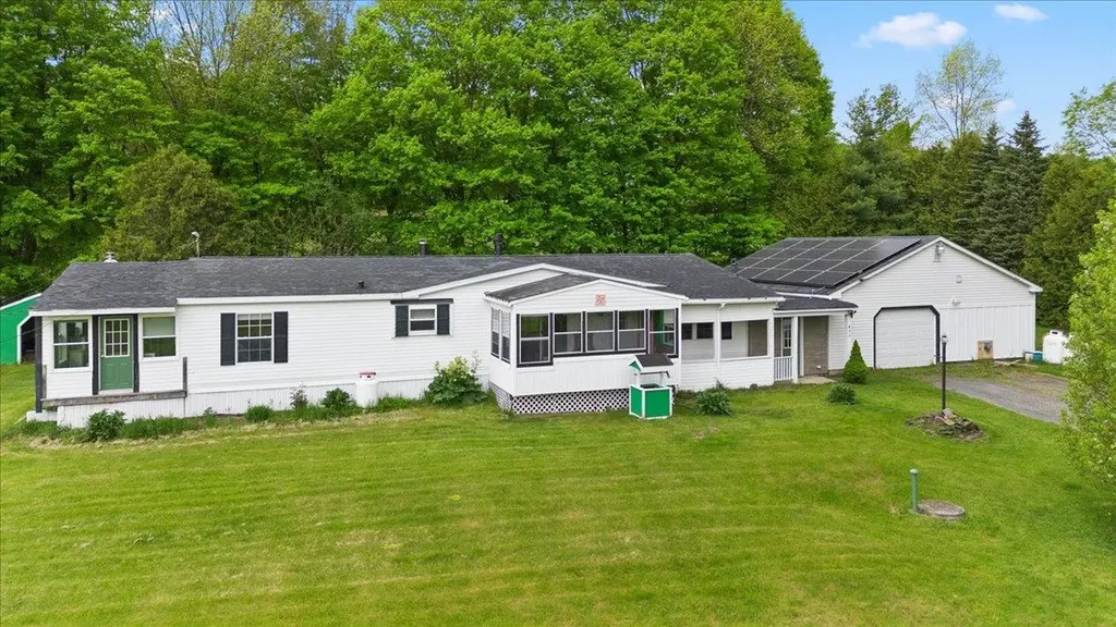 673 Bullock Road Georgia VT 05468