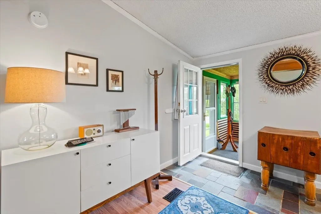 673 Bullock Road Georgia VT 05468