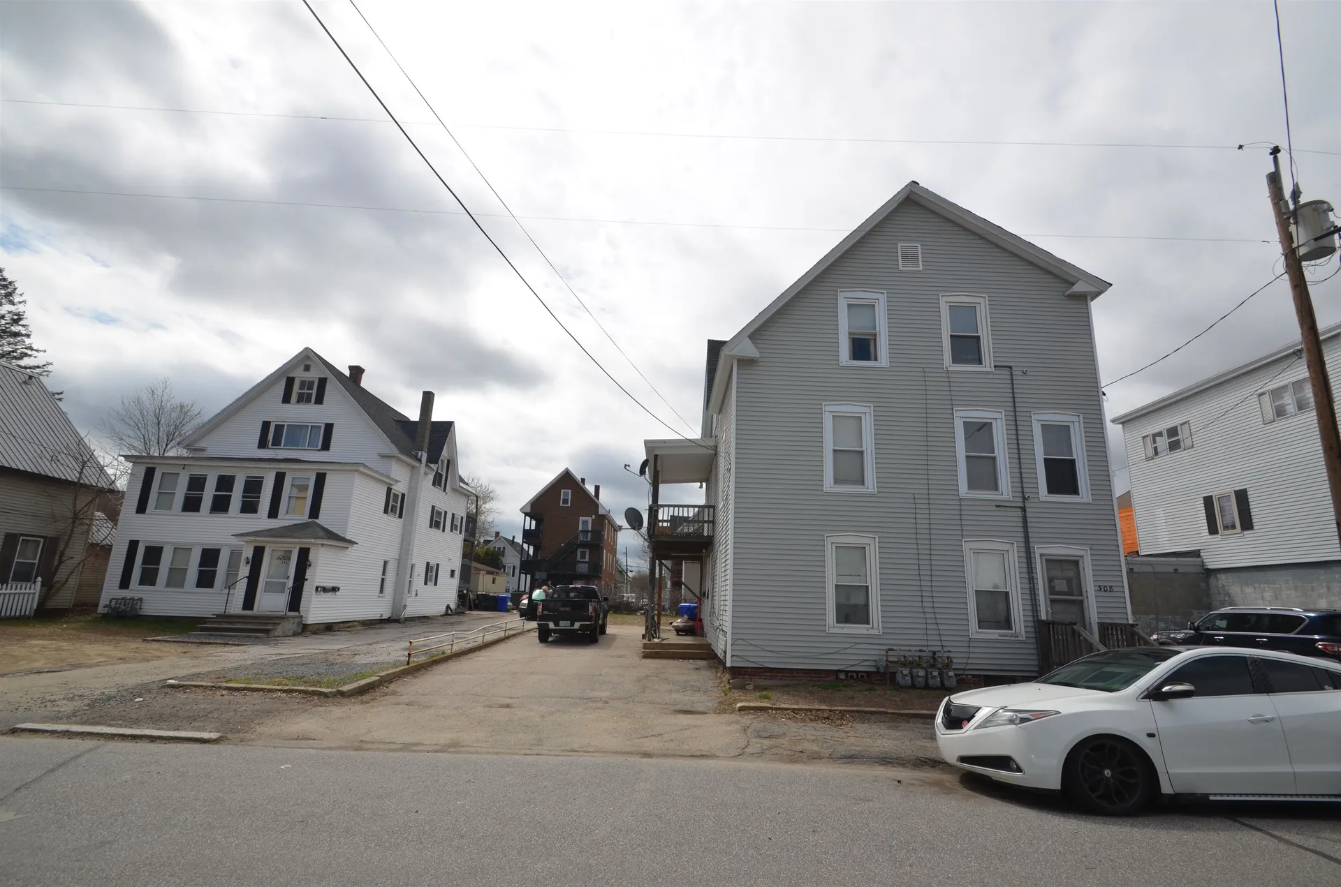 308 Bartlett Street Manchester NH 03102