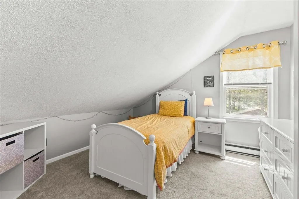 67 Thacher Road Bolton VT 05477