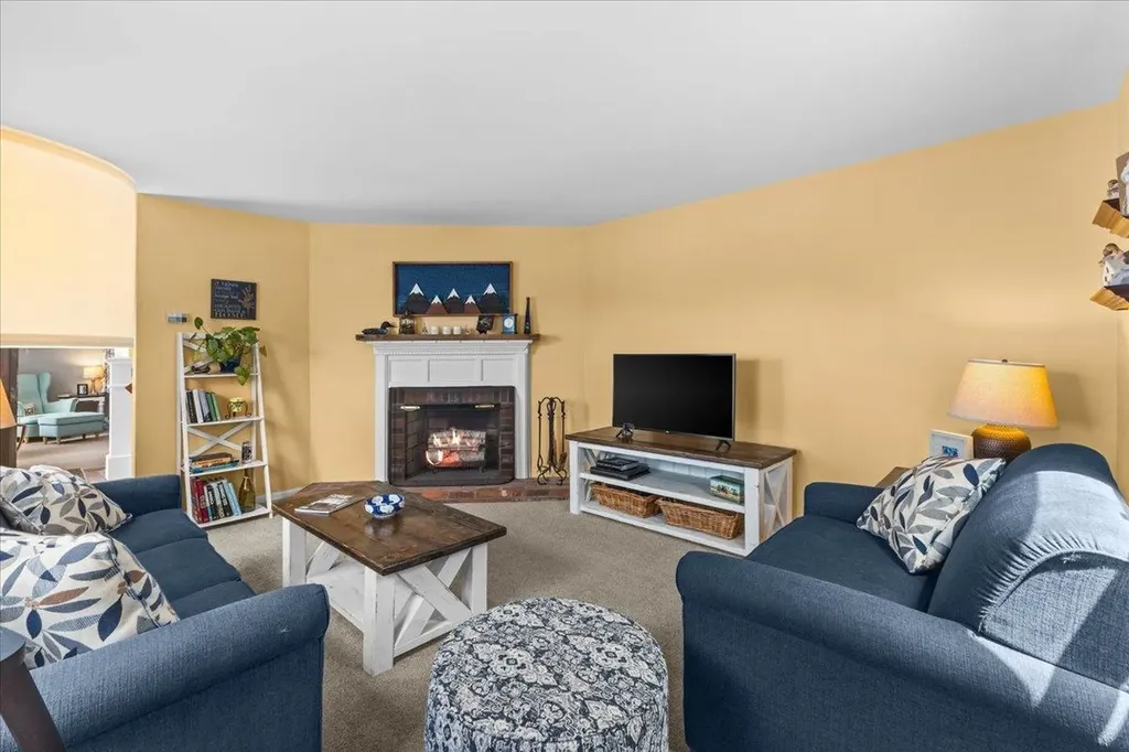 67 Thacher Road Bolton VT 05477