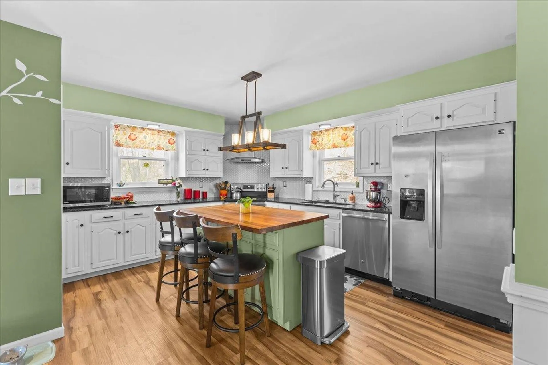 67 Thacher Road Bolton VT 05477