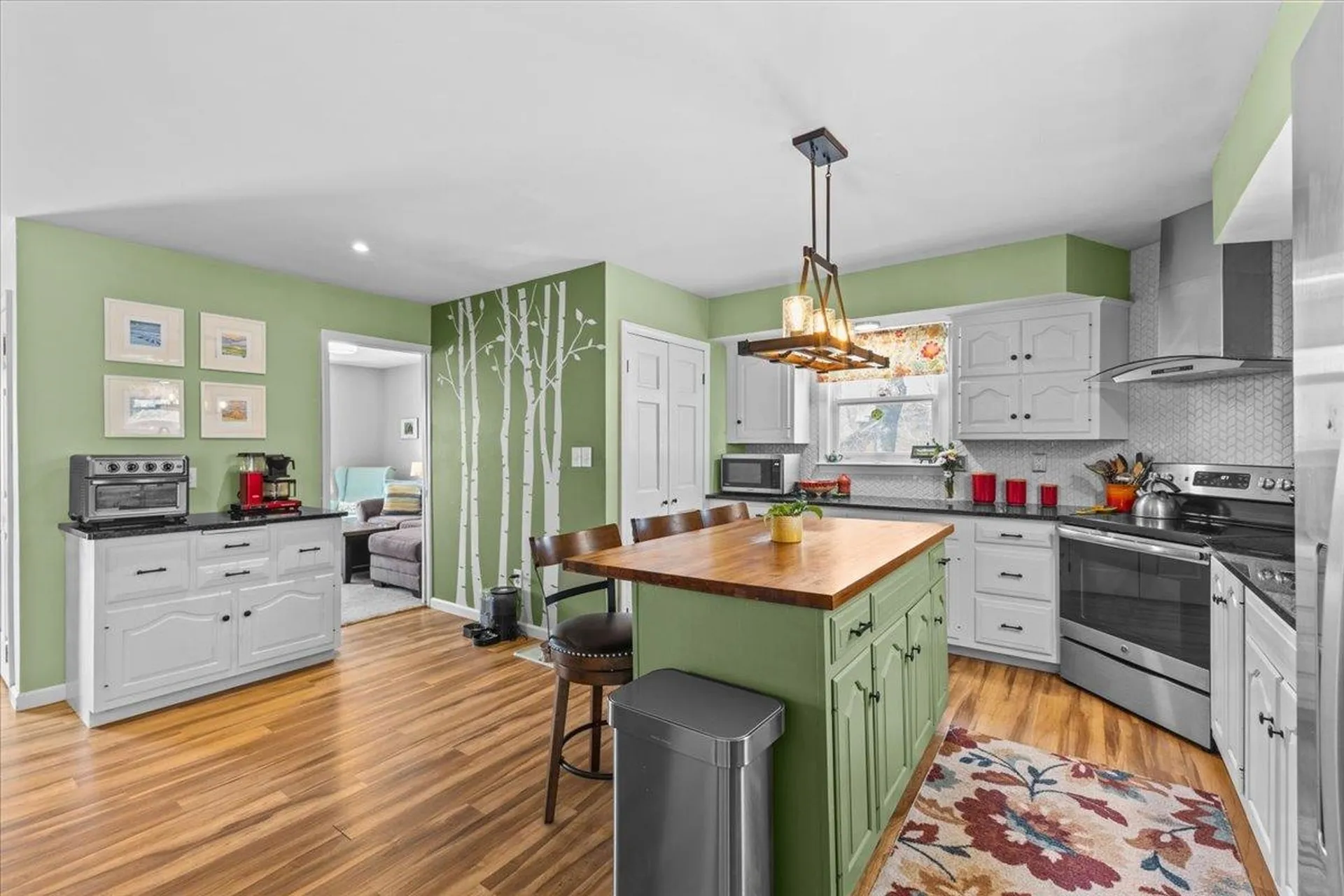67 Thacher Road Bolton VT 05477
