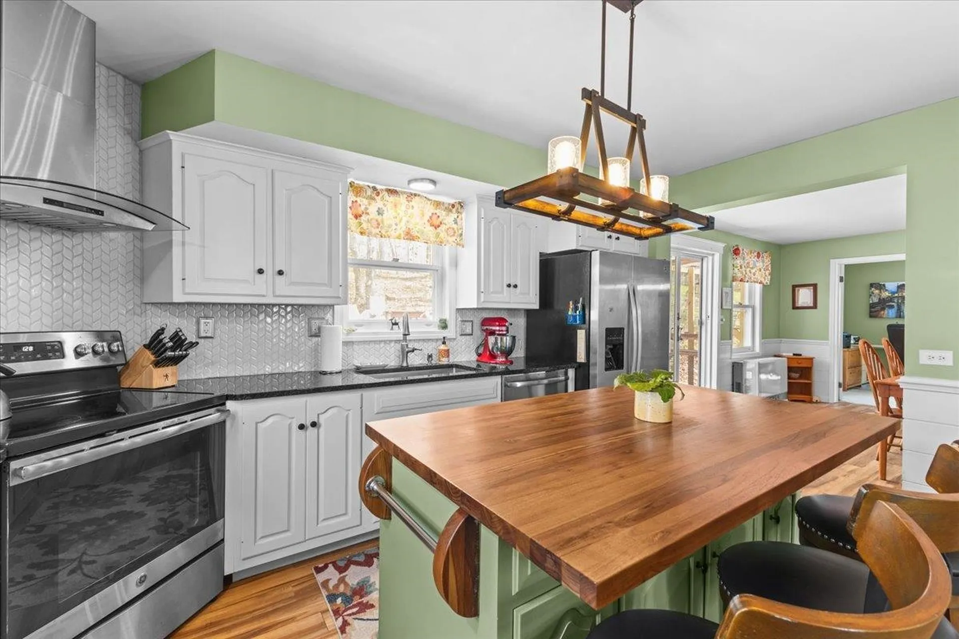 67 Thacher Road Bolton VT 05477