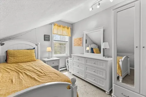 67 Thacher Road Bolton VT 05477