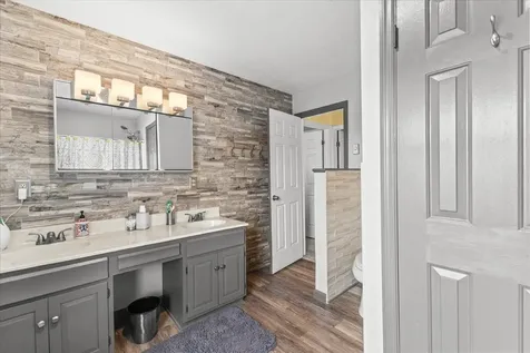 67 Thacher Road Bolton VT 05477