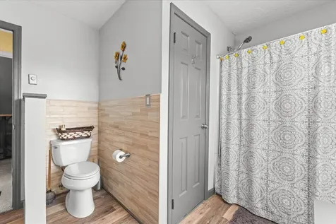 67 Thacher Road Bolton VT 05477