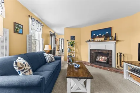 67 Thacher Road Bolton VT 05477