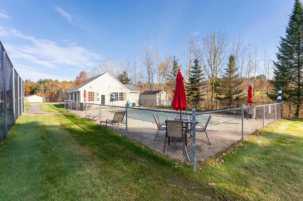 11 Sullivan Way Laconia NH 03246