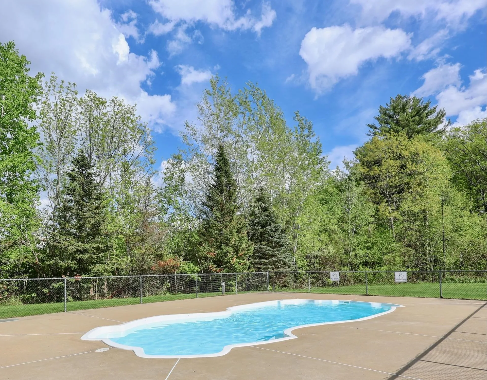 11 Sullivan Way Laconia NH 03246