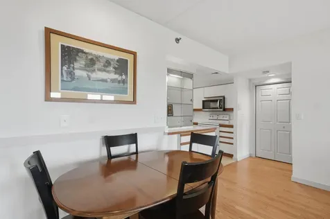 10 Mountain Laurels Drive Nashua NH 03062