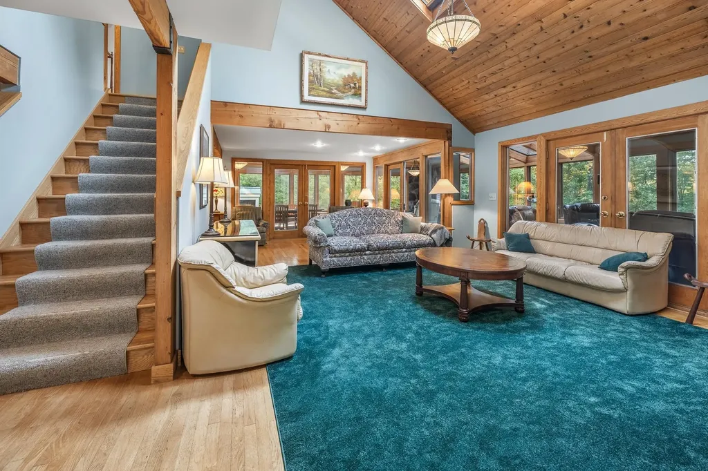6 Old Ridge Road Winhall VT 05340