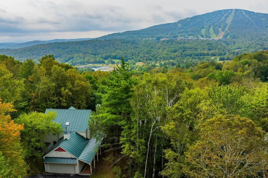 6 Old Ridge Road Winhall VT 05340