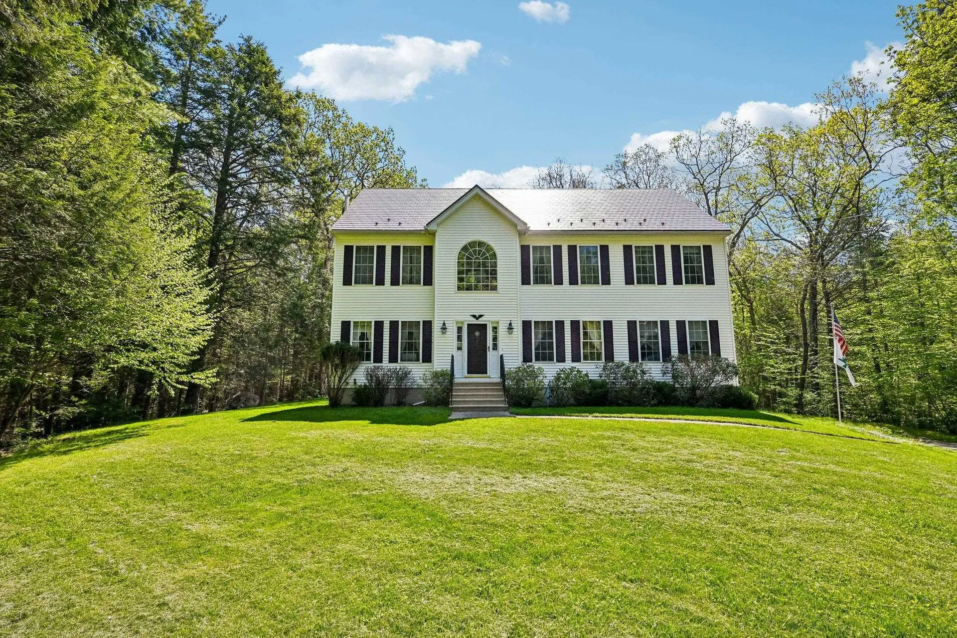 79 Emerald Drive Danville NH 03819