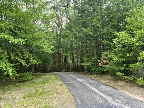 79 Emerald Drive Danville NH 03819