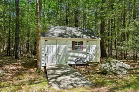 79 Emerald Drive Danville NH 03819