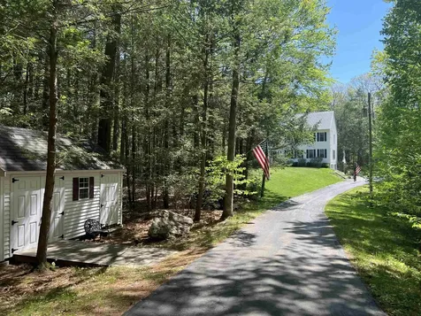 79 Emerald Drive Danville NH 03819