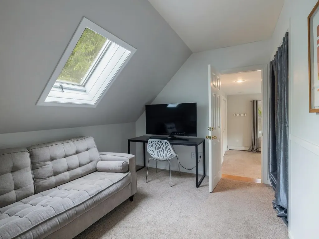113 Maplewood Drive Shelburne VT 05482