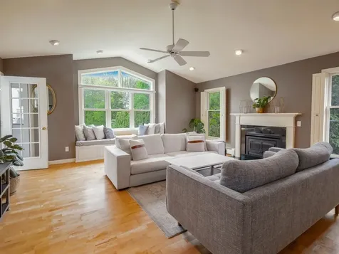 113 Maplewood Drive Shelburne VT 05482
