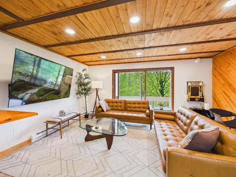 774 East Mountain Road Killington VT 05751