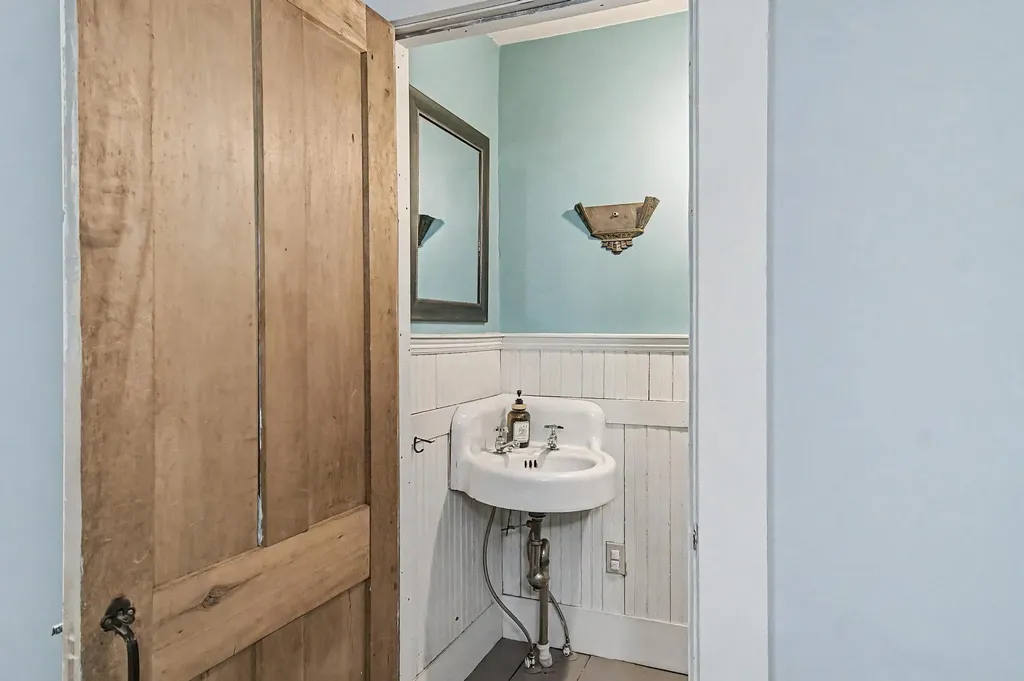 498 Montgomery Road Berkshire VT 05447