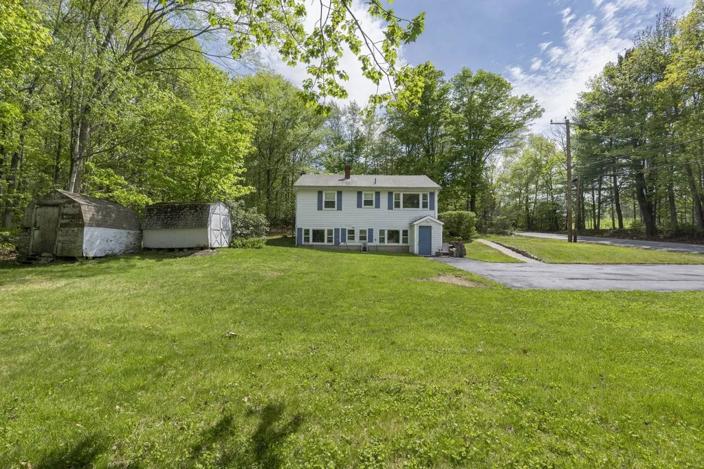 112 Main Street Candia NH 03034