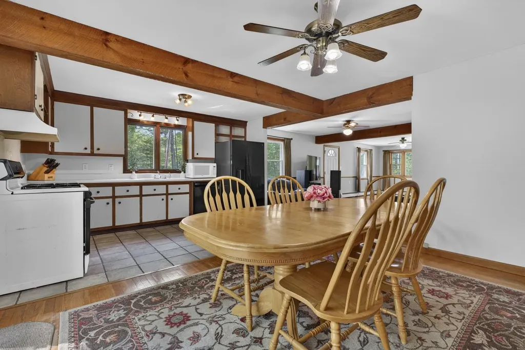 112 Main Street Candia NH 03034