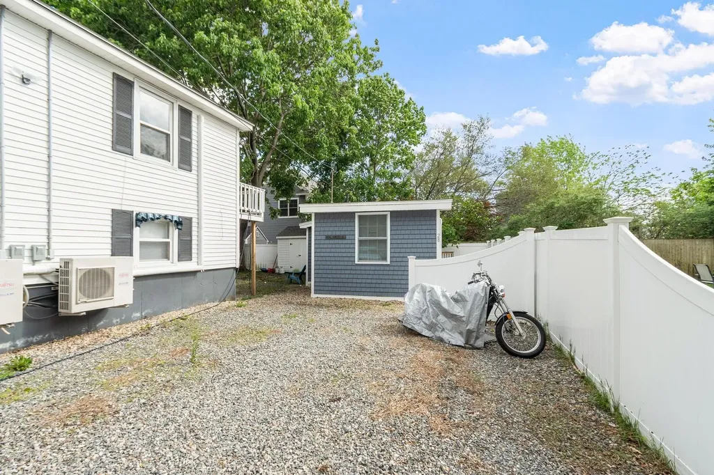 Thorwald Avenue Hampton NH 03842