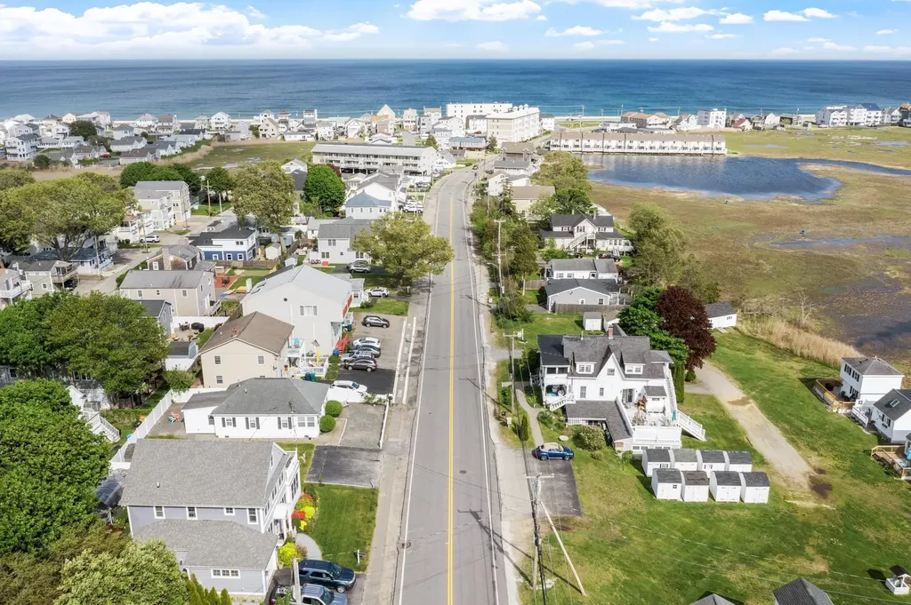 Thorwald Avenue Hampton NH 03842