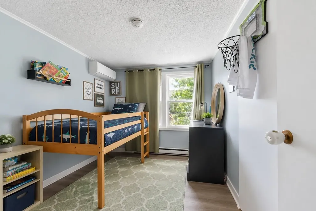 28-30 Thorwald Avenue Hampton NH 03842