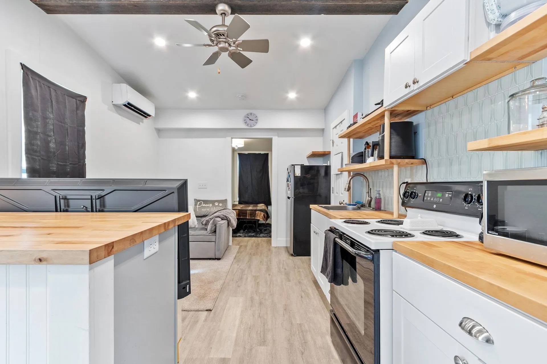 28-30 Thorwald Avenue Hampton NH 03842
