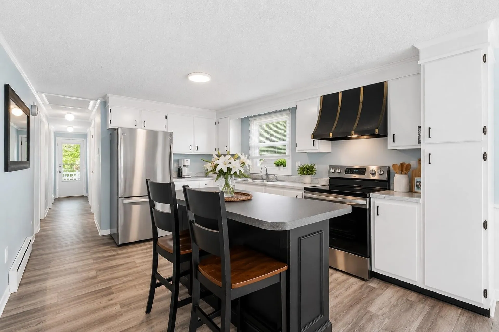 28-30 Thorwald Avenue Hampton NH 03842