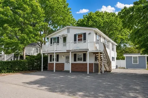 28-30 Thorwald Avenue Hampton NH 03842