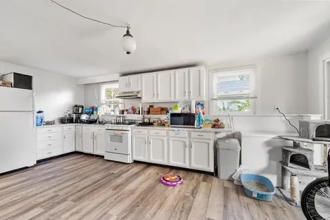 28-30 Thorwald Avenue Hampton NH 03842