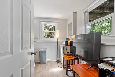 28-30 Thorwald Avenue Hampton NH 03842