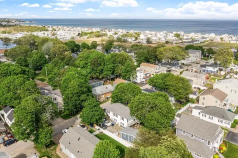 28-30 Thorwald Avenue Hampton NH 03842