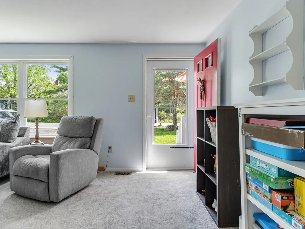 19 Brookside Drive Middlebury VT 05753-1521